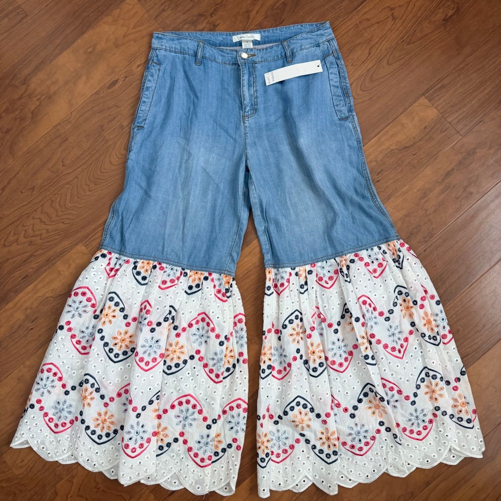 Gemma + Jane Women's Denim Culottes Embroidered Lace Flare Cropped Pants Size 8